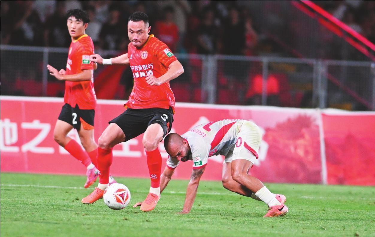 辽宁日报, 力克延边龙, 甲积分榜 辽宁日报, 力克延边龙, 甲积分榜