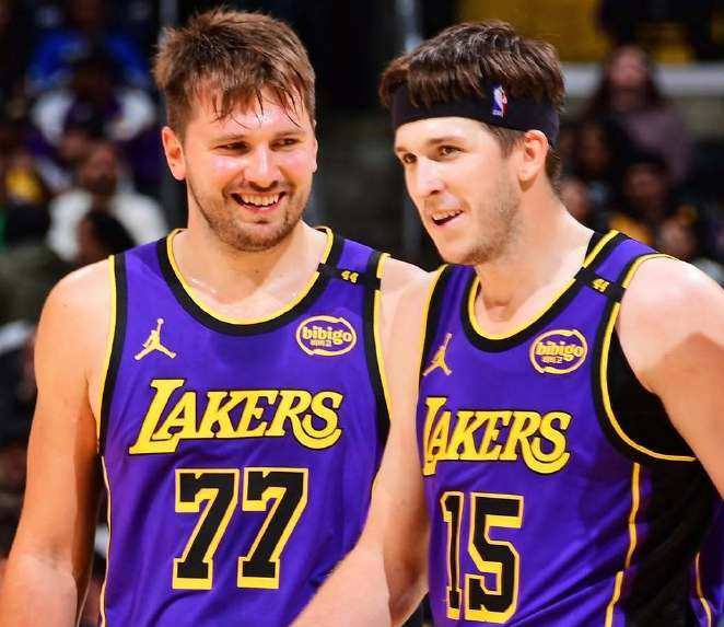 价格为卢卡, src, 年与湖人签 价格为卢卡, src, 年与湖人签