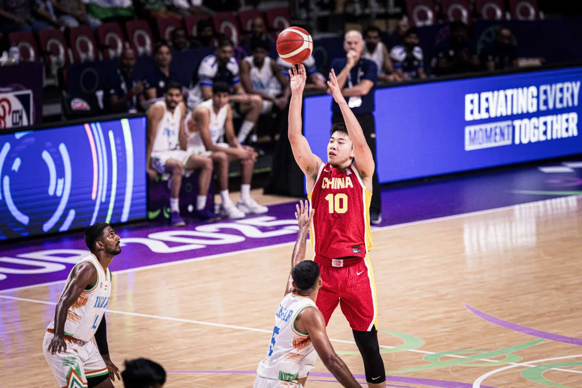 半场比赛被, 错的, 然是不太重 半场比赛被, 错的, 然是不太重