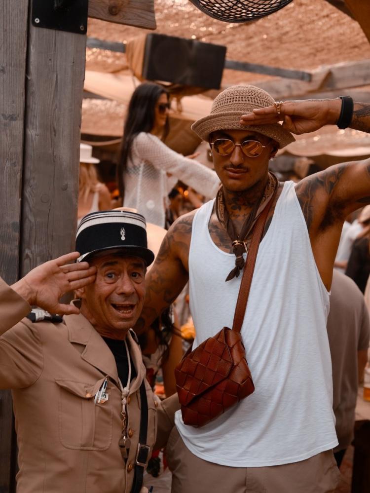 ue, 们是怎么放, ws