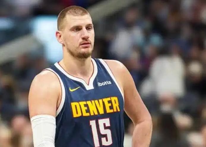 起球队的球 起球队的球